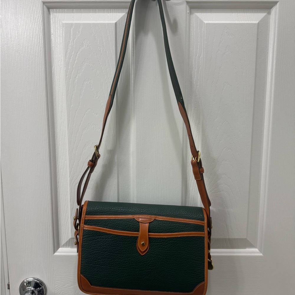 Dooney & Bourke- Beautiful Green Vintage Crossbody Bag - Never Used! - Picture 4 of 13
